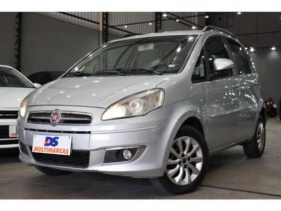 FIAT IDEA 1.4 MPI ATTRACTIVE 8V FLEX 4P MANUAL FIAT IDEA 1.4 MPI ATTRACTIVE 8V FLEX 4P MANUAL